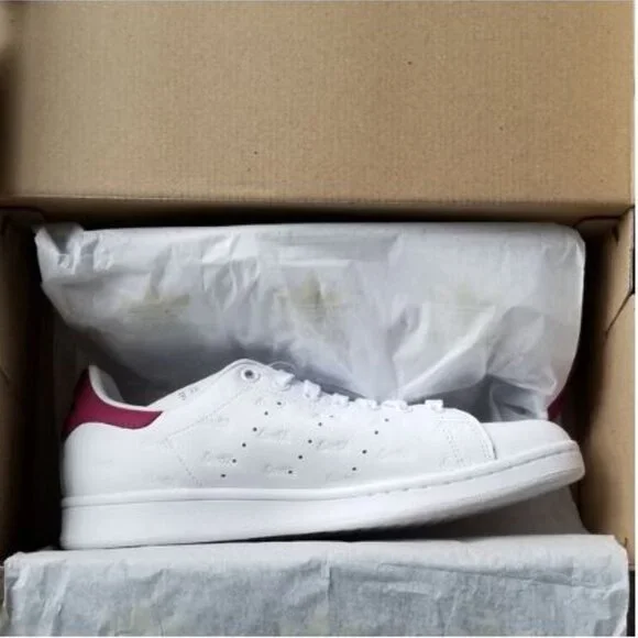 Adidas Unisex Tennis Shoes Turning heads since 1970s - Picture 8 of 14